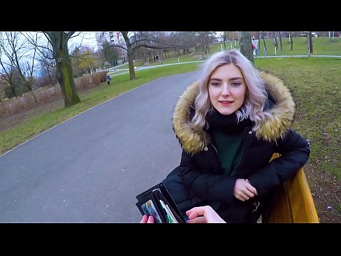 ❤️ Swallows cum panas wong liyo kang kanggo dhuwit - bukkake ing taman dening Eva Elfie Porno ing jv.rexporn-com.ru ️❤